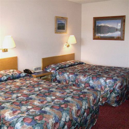 Rodeway Inn 2*